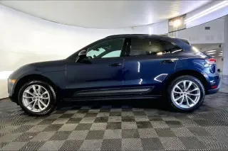 2022 Porsche Macan - Image 2 of 4