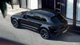 2022 Porsche Macan - Image 4 of 4