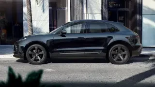2022 Porsche Macan - Image 2 of 4
