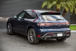 2022 Porsche Macan - Image 3 of 4