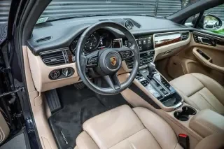 2022 Porsche Macan - Image 4 of 4