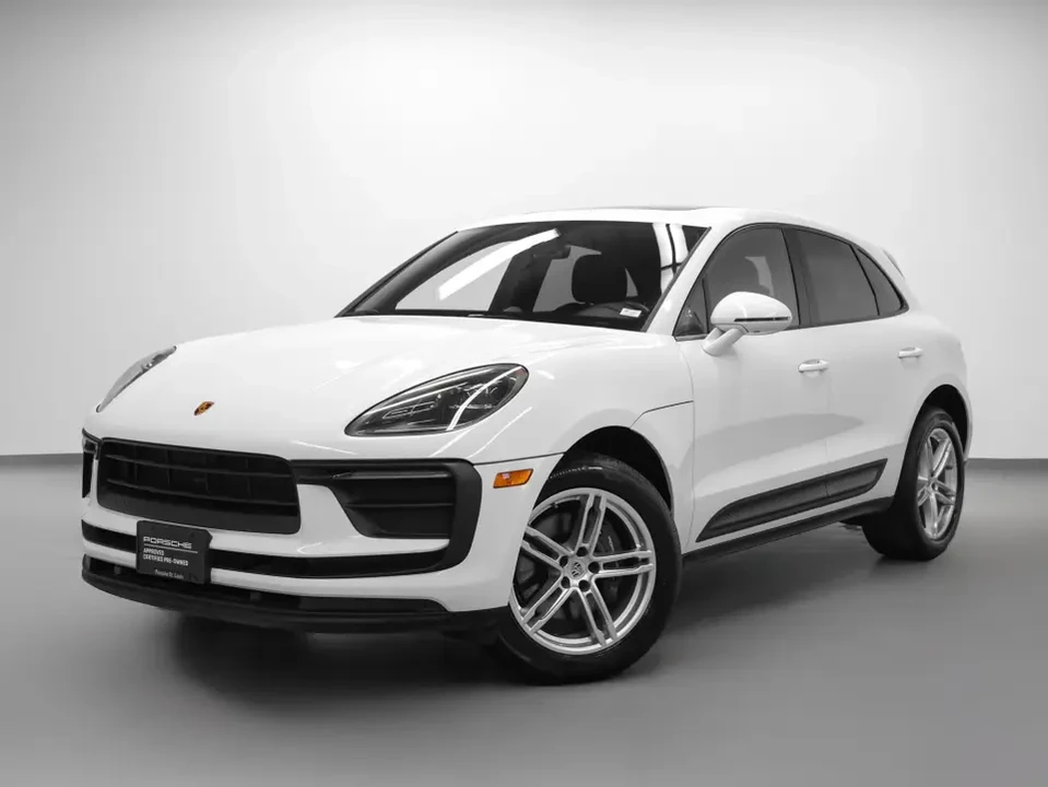 2022 Porsche Macan - Image 10 of 11