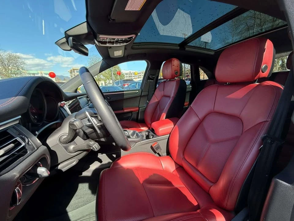 2022 Porsche Macan S - Image 13 of 20