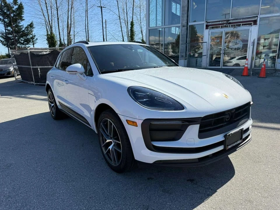 2022 Porsche Macan S - Image 7 of 20
