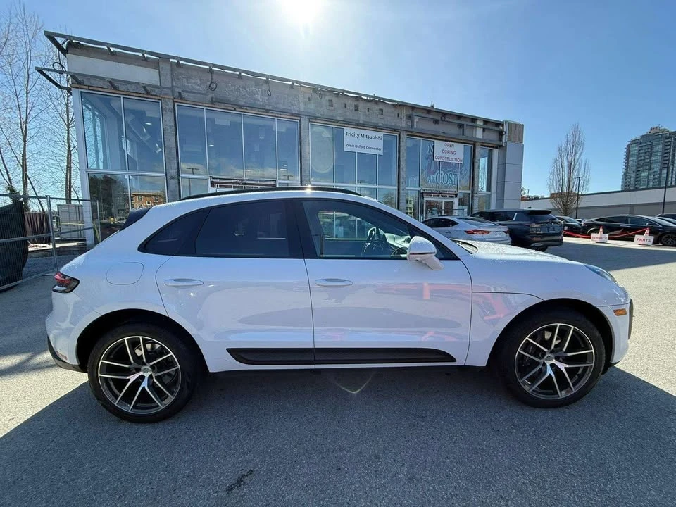 2022 Porsche Macan S - Image 6 of 20