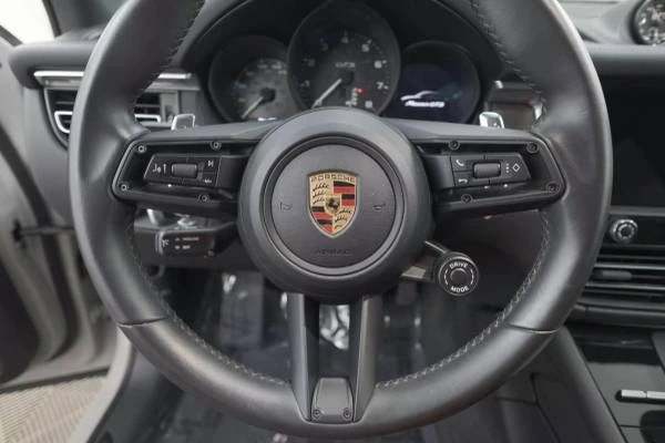 2022 Porsche Macan GTS - Image 13 of 16