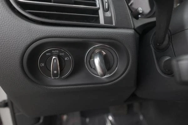 2022 Porsche Macan GTS - Image 12 of 16
