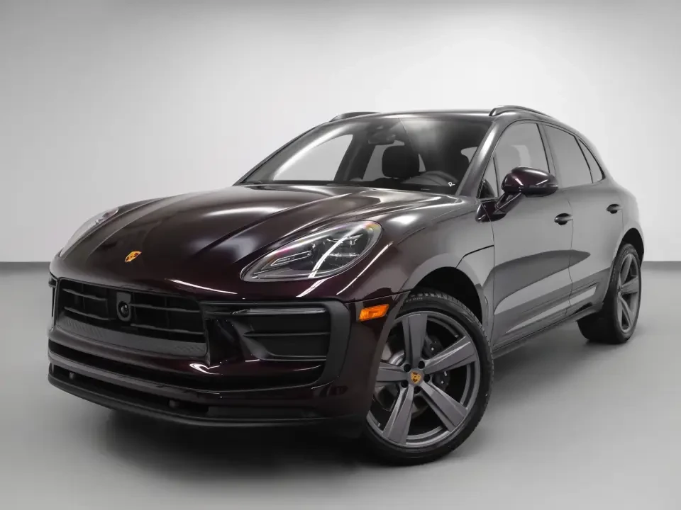 2022 Porsche Macan GTS - Image 11 of 13
