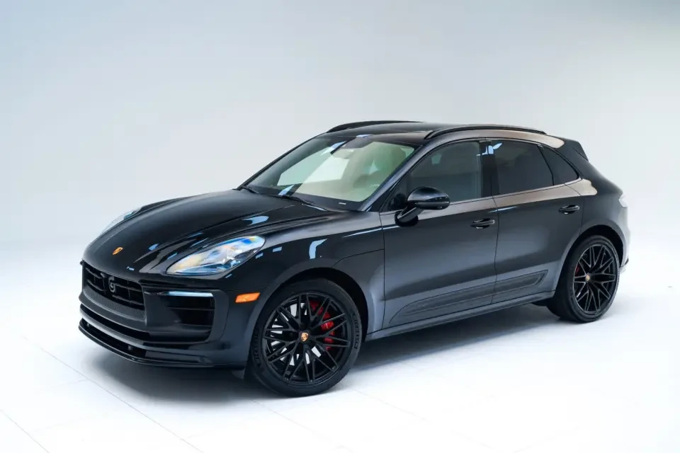 2022 Porsche Macan GTS - Image 10 of 11