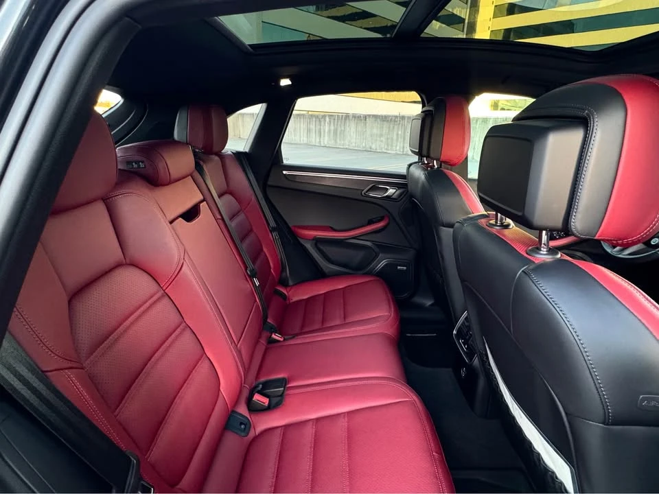2022 Porsche Macan GTS - Image 9 of 15
