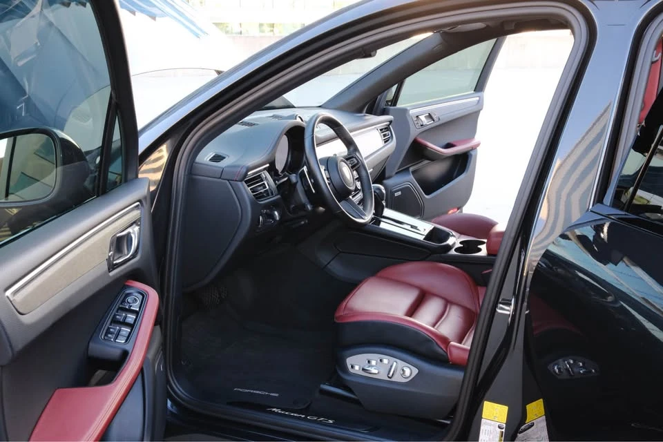 2022 Porsche Macan GTS - Image 7 of 15