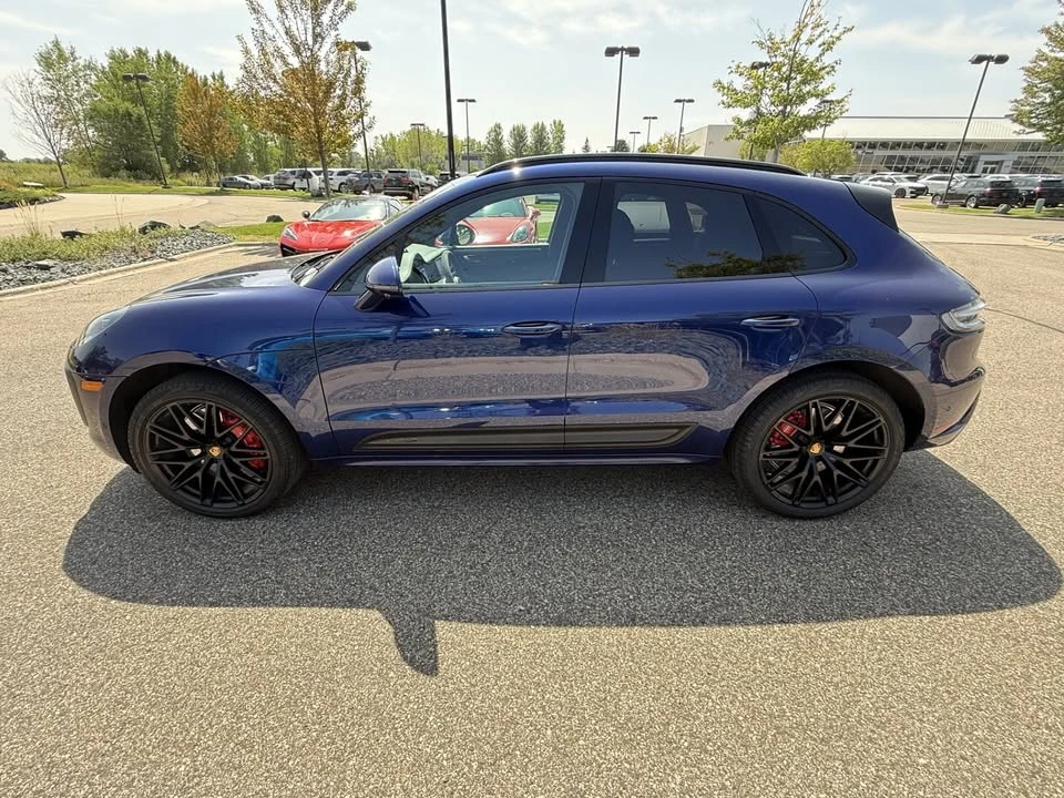 2022 Porsche Macan GTS - Image 3 of 9