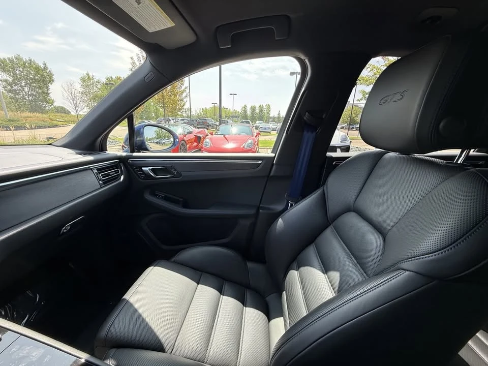 2022 Porsche Macan GTS - Image 8 of 9