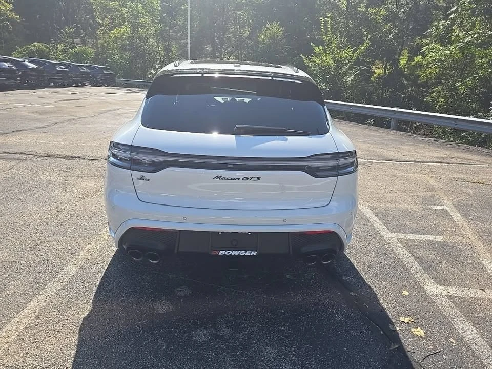 2022 Porsche Macan GTS - Image 4 of 17