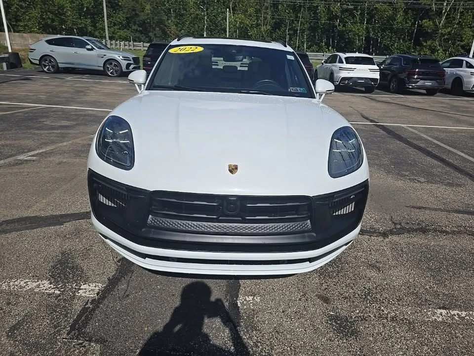 2022 Porsche Macan GTS - Image 8 of 17