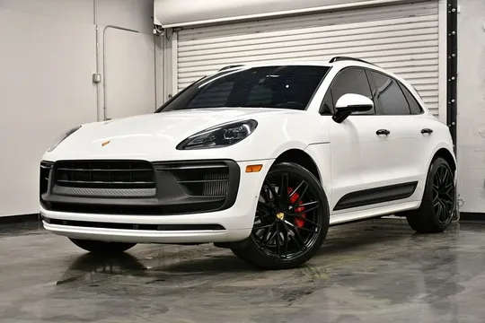 2022 Porsche Macan GTS