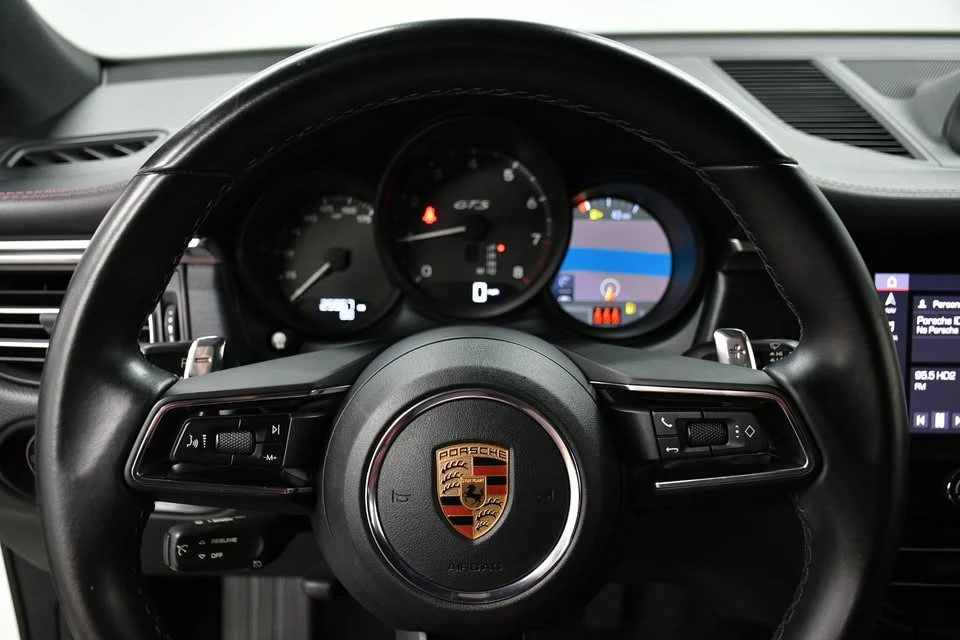 2022 Porsche Macan GTS - Image 14 of 20