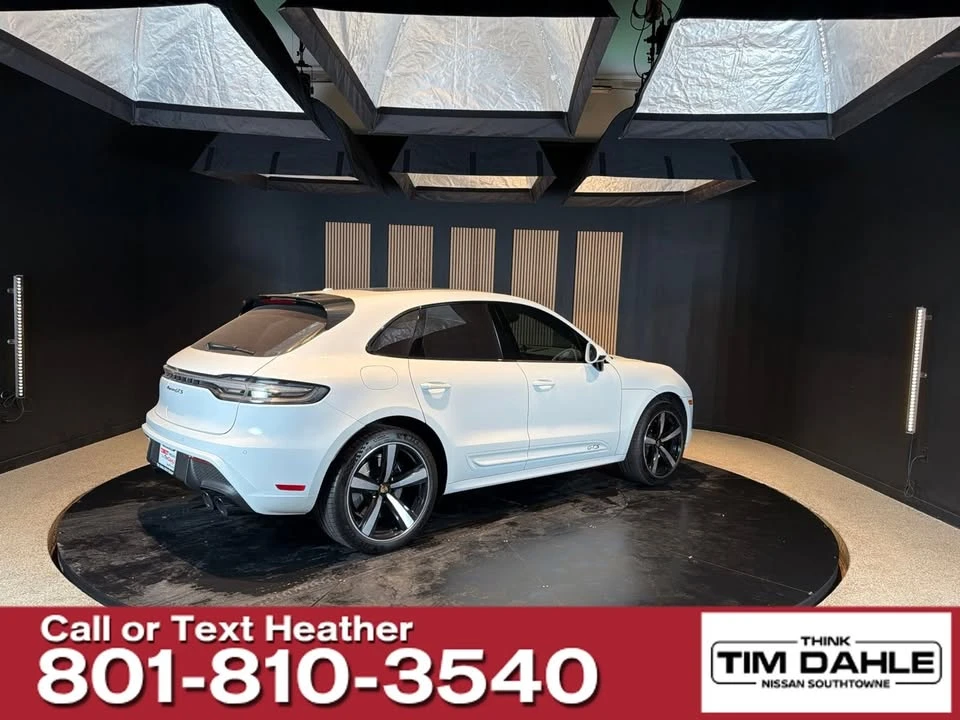 2022 Porsche Macan GTS - Image 5 of 11