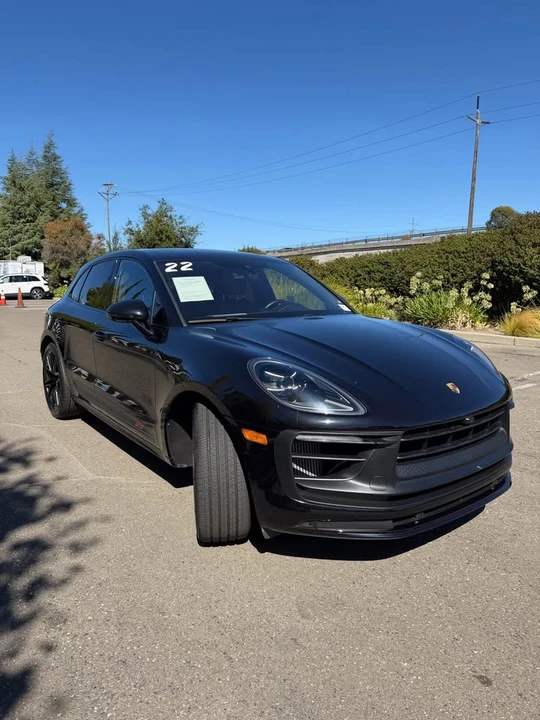 2022 Porsche Macan GTS - Image 3 of 10
