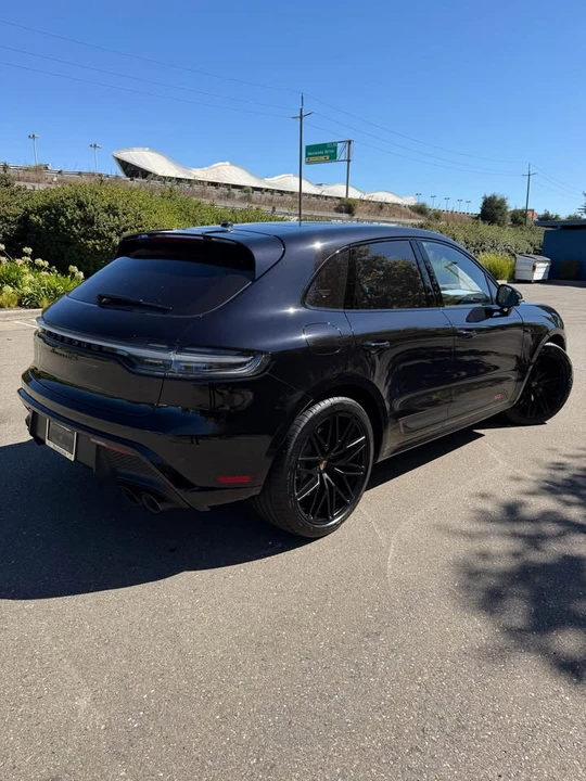 2022 Porsche Macan GTS - Image 5 of 10