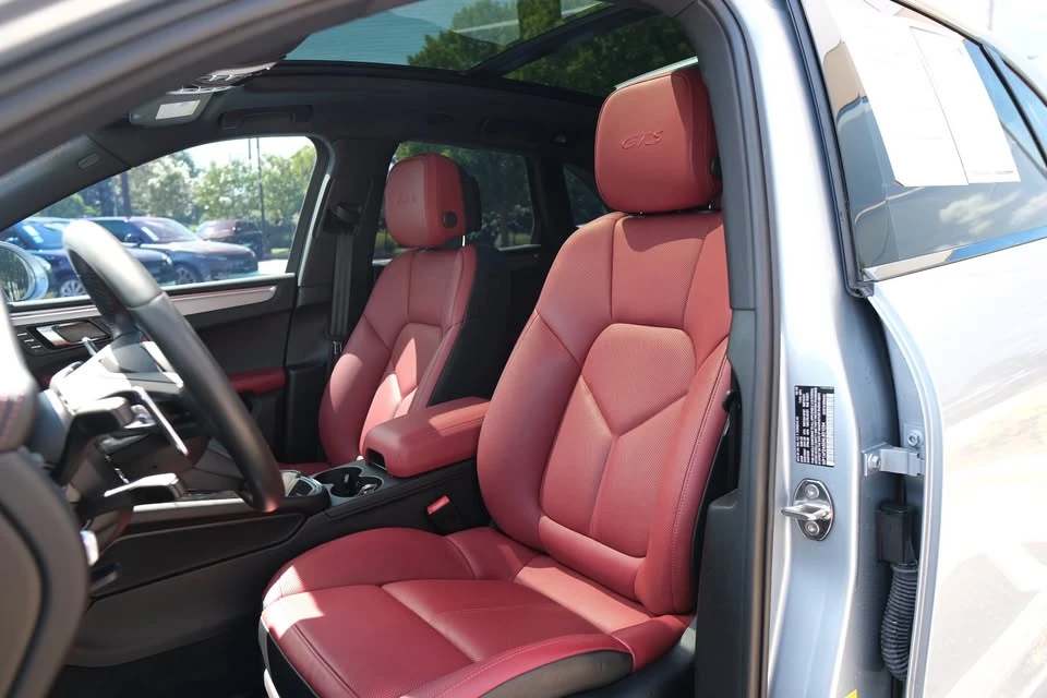 2022 Porsche Macan GTS - Image 3 of 15