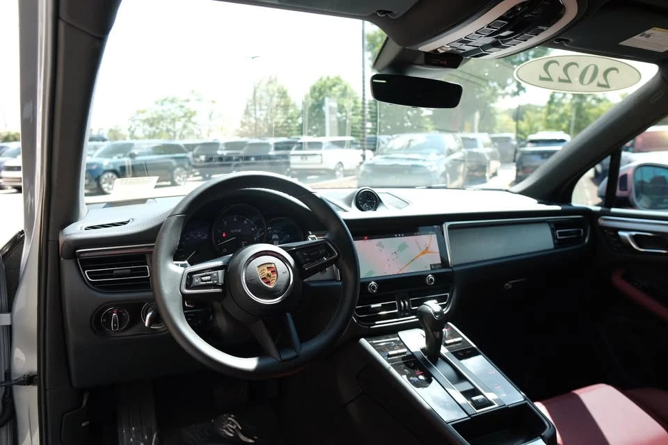 2022 Porsche Macan GTS - Image 4 of 15