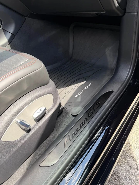 2022 Porsche Macan GTS - Image 5 of 16
