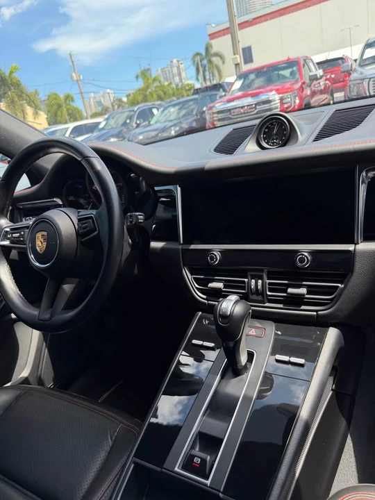2022 Porsche Macan GTS - Image 11 of 16
