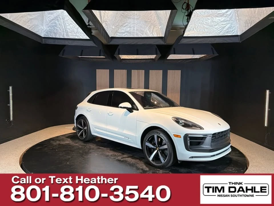 2022 Porsche Macan GTS - Image 7 of 11