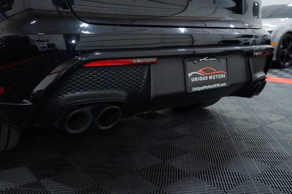 2022 Porsche Macan GTS - Image 10 of 20