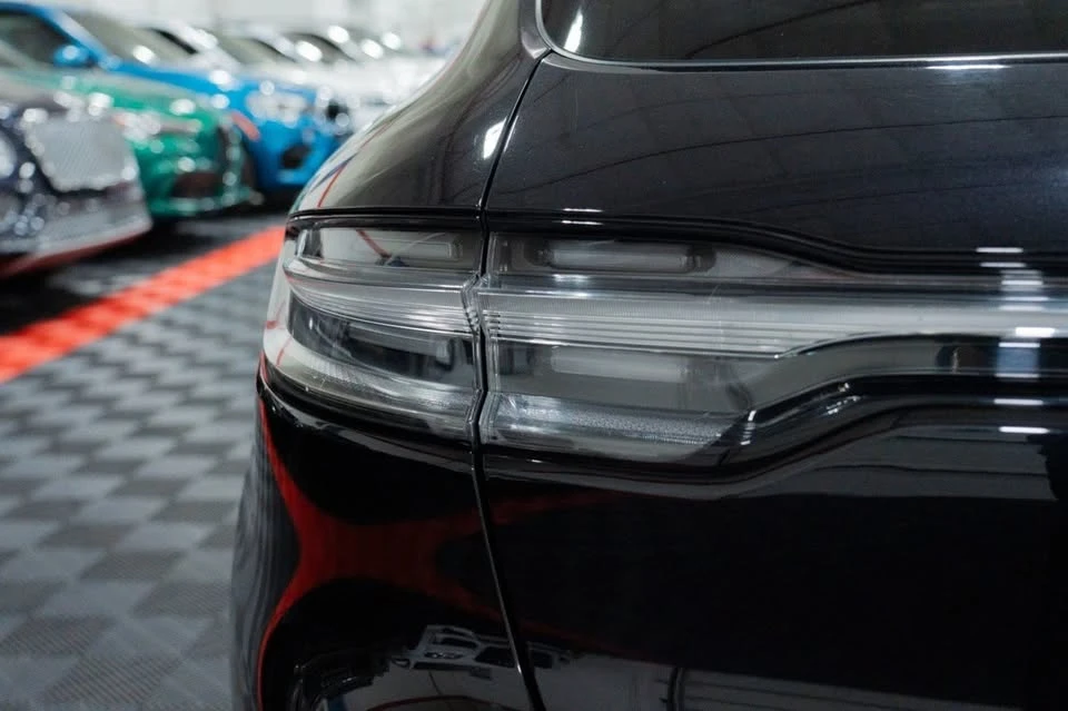 2022 Porsche Macan GTS - Image 11 of 20