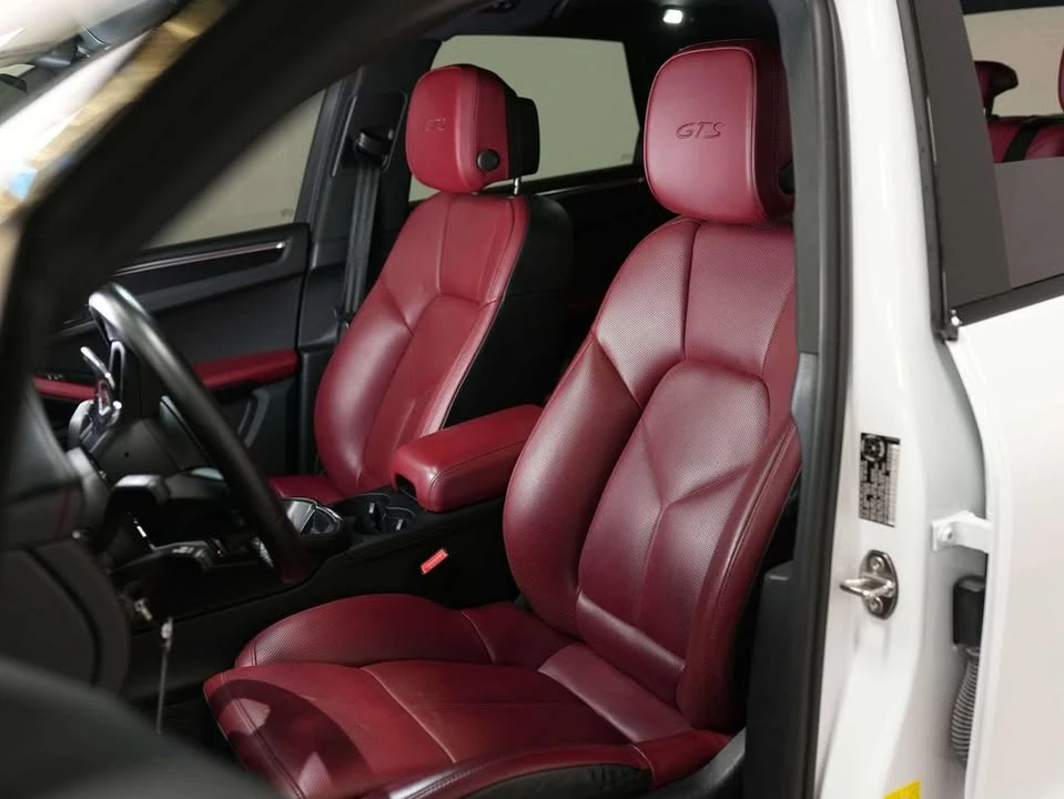 2022 Porsche Macan GTS - Image 15 of 20