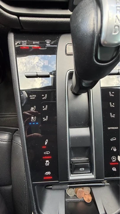2022 Porsche Macan GTS - Image 12 of 20