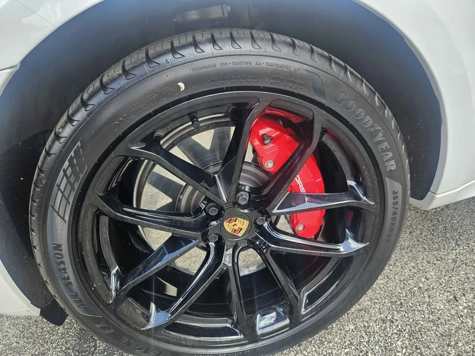 2022 Porsche Macan GTS - Image 5 of 11