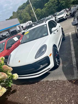 2022 Porsche Macan GTS Sport Utility 4D