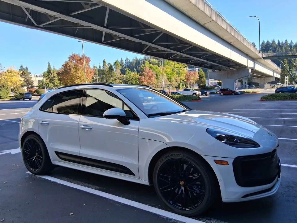 2022 Porsche Macan GTS - Image 8 of 18