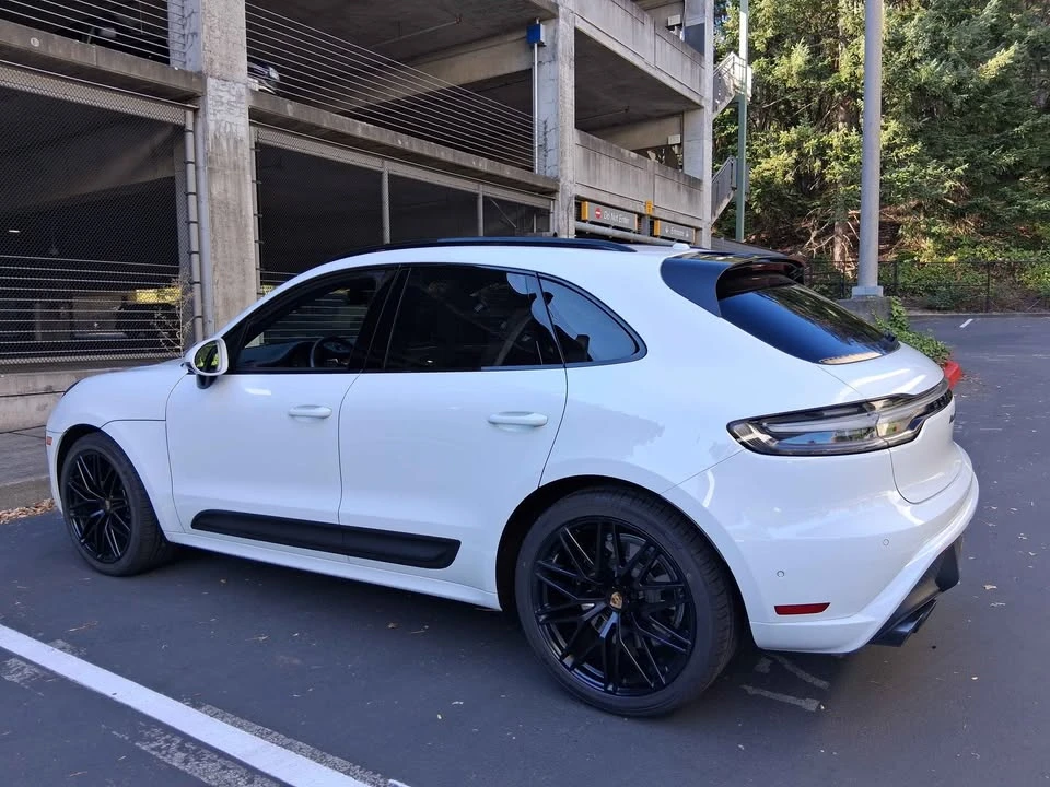 2022 Porsche Macan GTS - Image 6 of 18