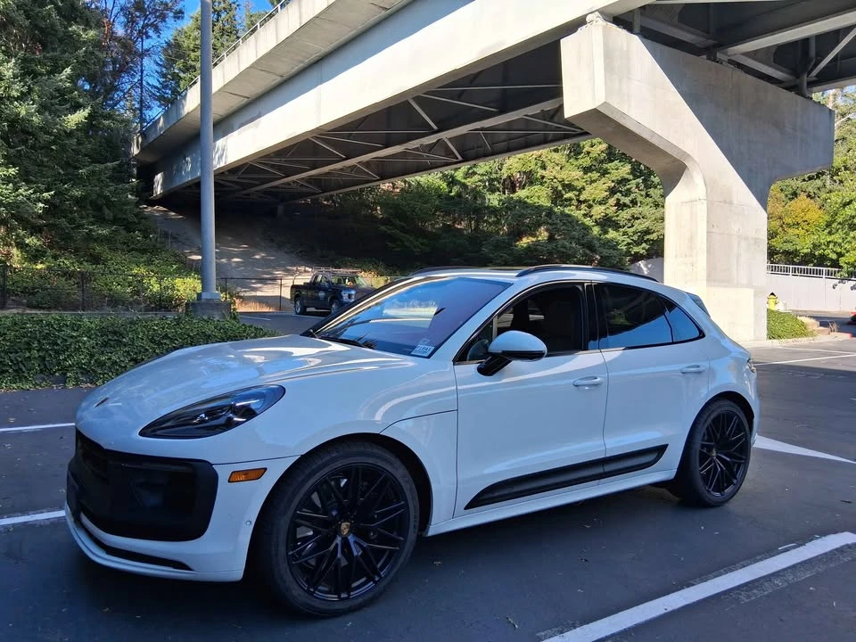 2022 Porsche Macan GTS - Image 2 of 18