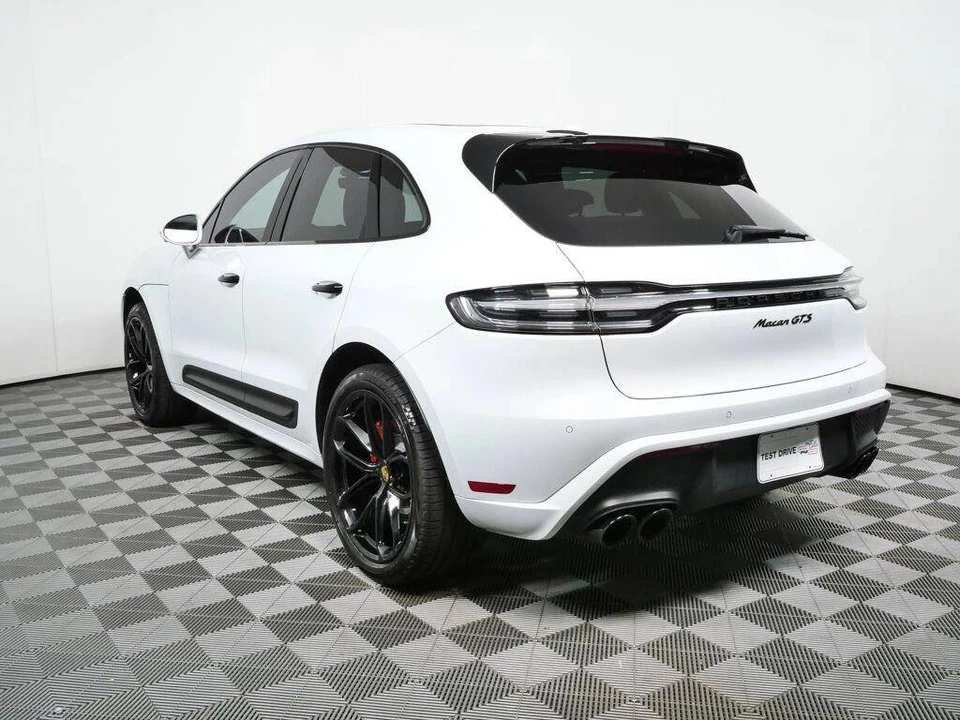 2022 Porsche Macan GTS - Image 3 of 5