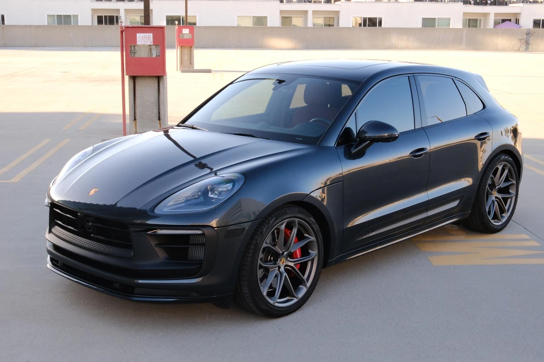 2022 Porsche Macan GTS - Image 10 of 31