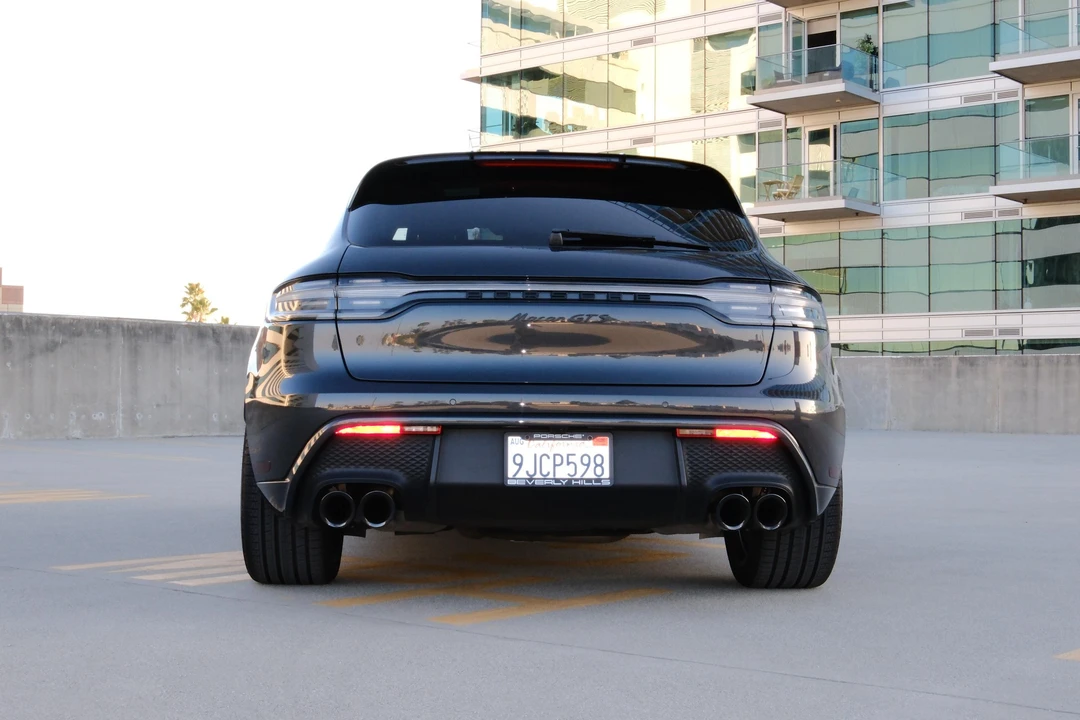 2022 Porsche Macan GTS - Image 16 of 31