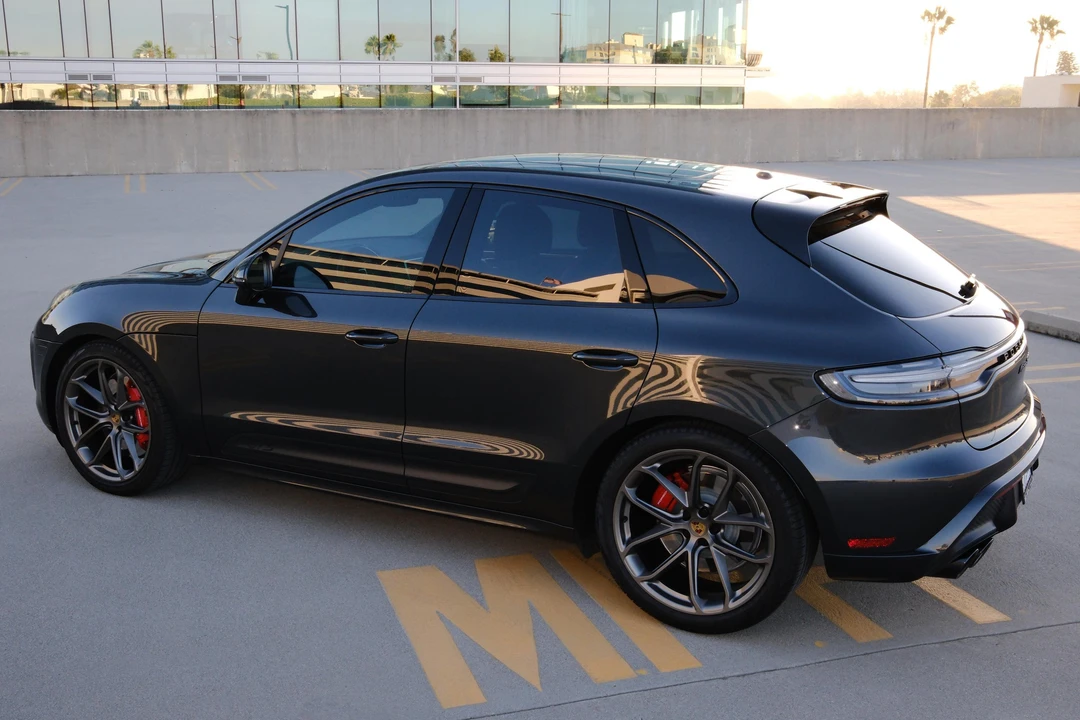 2022 Porsche Macan GTS - Image 4 of 31