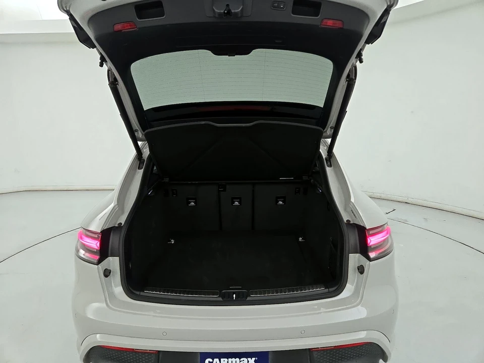 2022 Porsche Macan GTS - Image 23 of 27