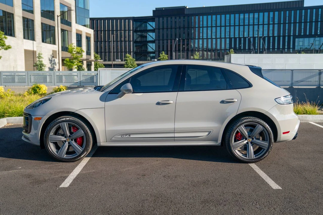 2022 Porsche Macan GTS - Image 2 of 5