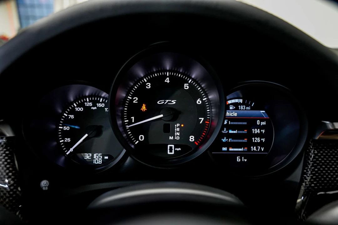 2022 Porsche Macan GTS - Image 11 of 12