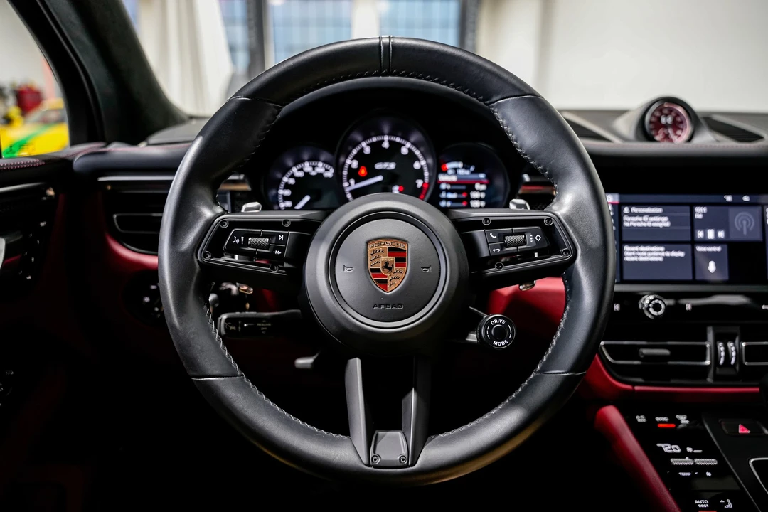 2022 Porsche Macan GTS - Image 10 of 12
