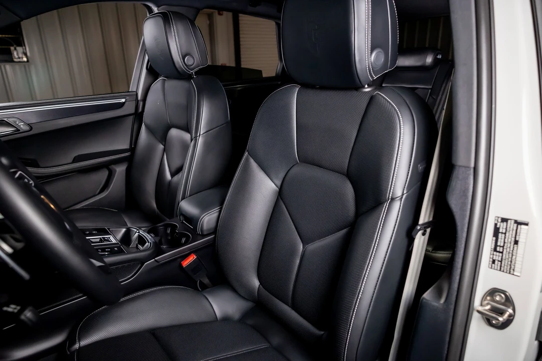 2022 Porsche Macan GTS - Image 5 of 12