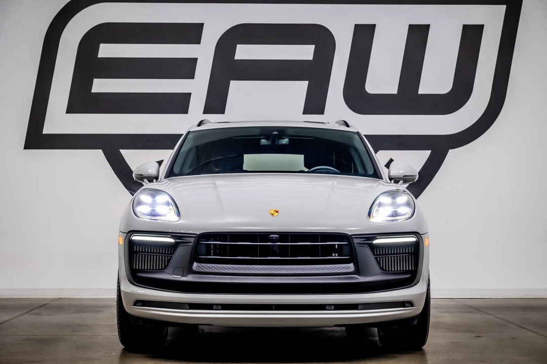 2022 Porsche Macan GTS - Image 3 of 12