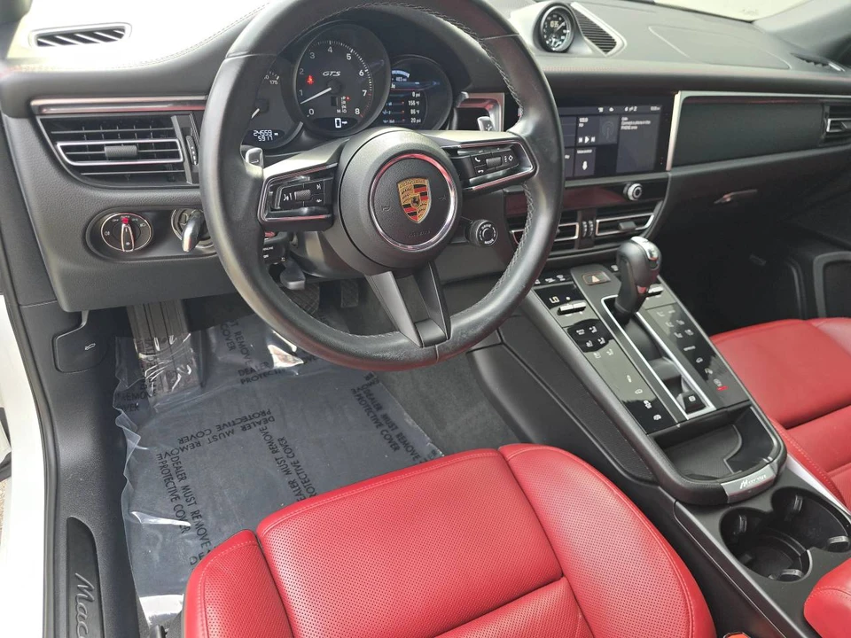 2022 Porsche Macan GTS - Image 5 of 5