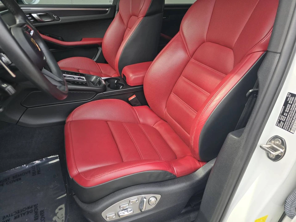 2022 Porsche Macan GTS - Image 4 of 5